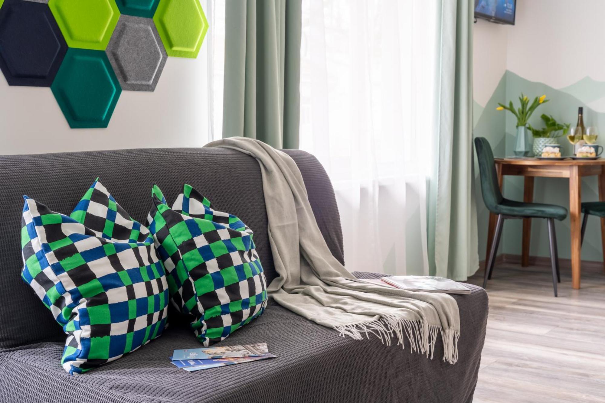 Green Garden & Private Parking Apartments With Playground Riga Dış mekan fotoğraf