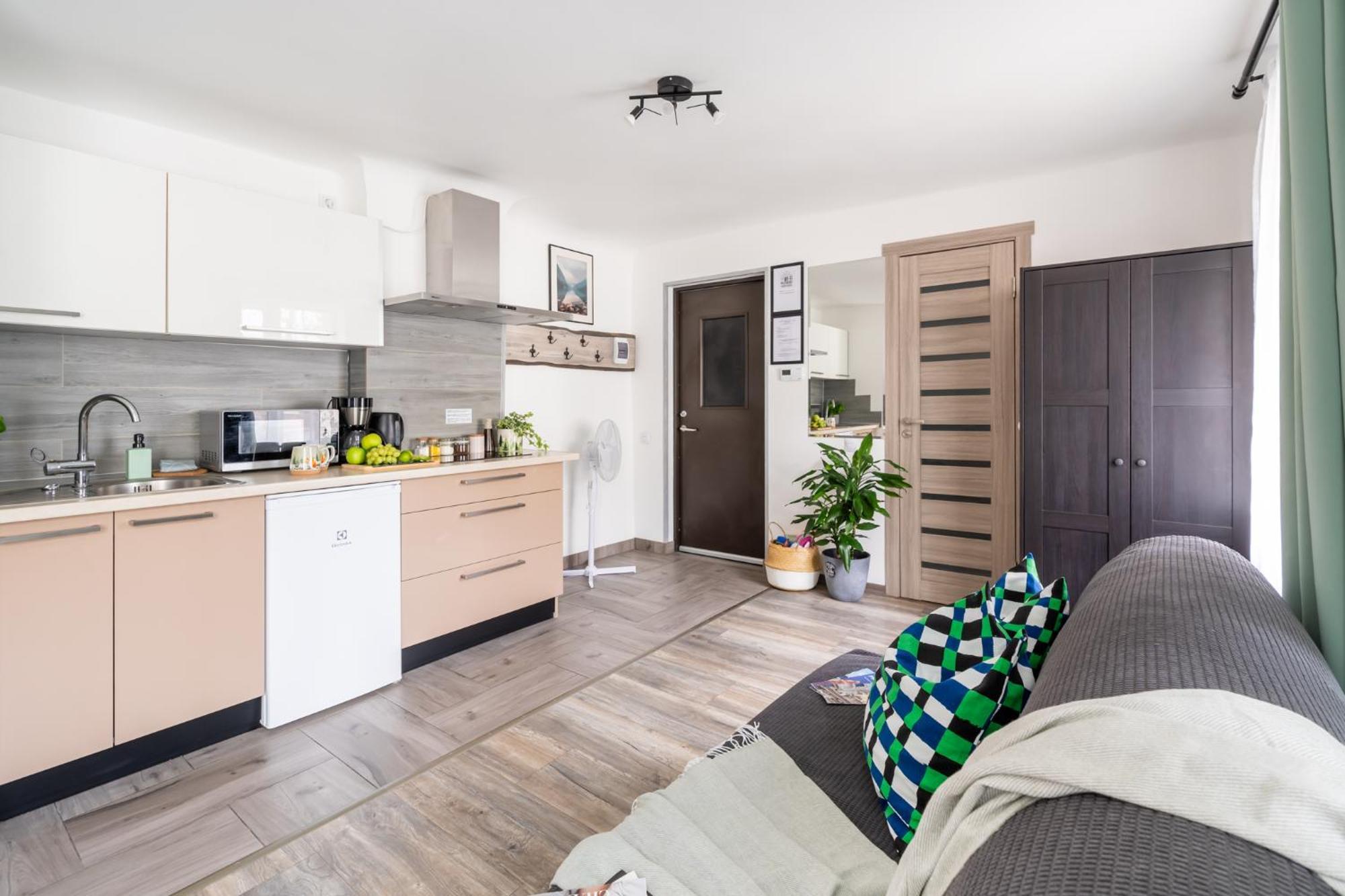 Green Garden & Private Parking Apartments With Playground Riga Dış mekan fotoğraf