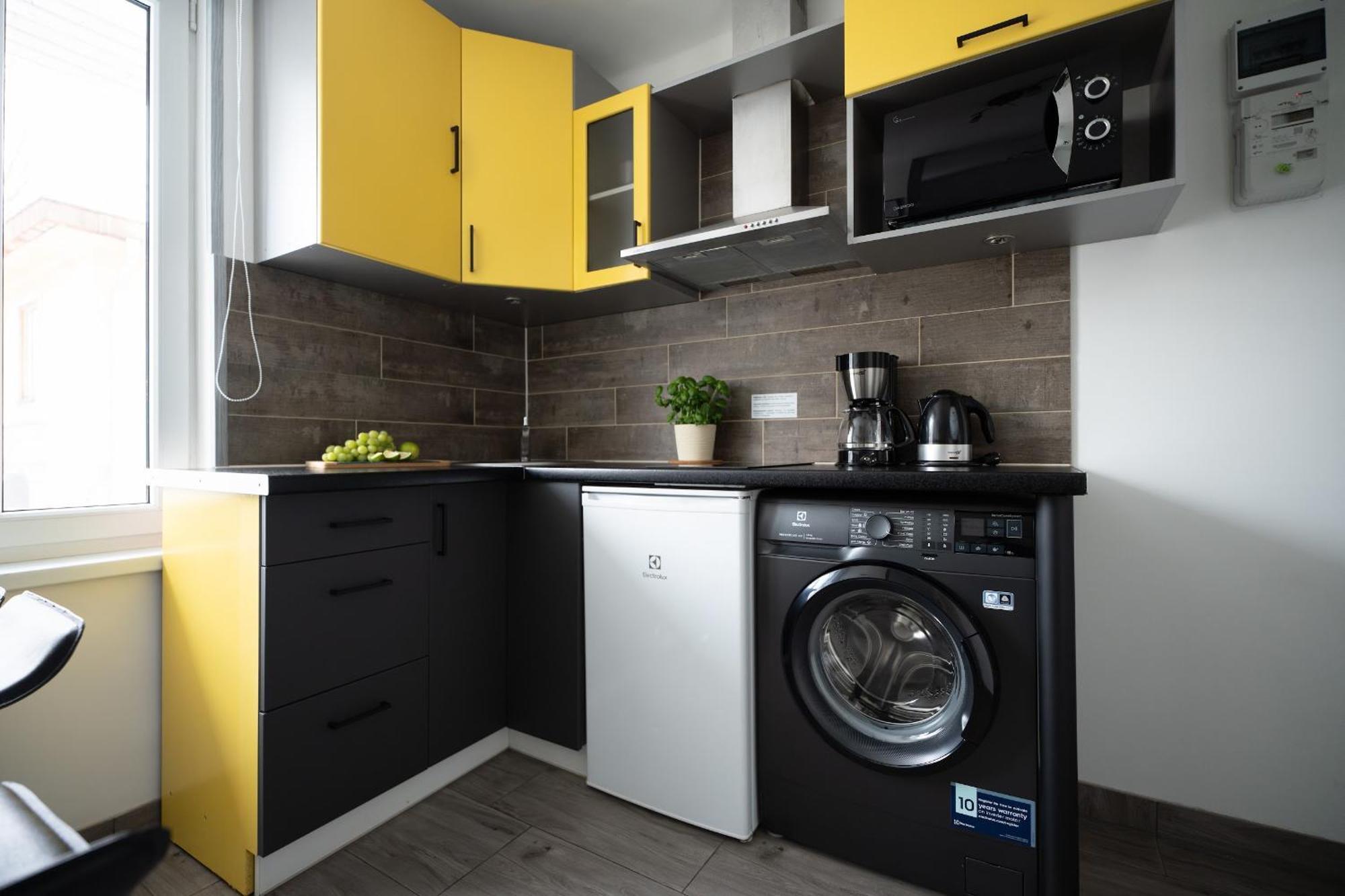 Green Garden & Private Parking Apartments With Playground Riga Dış mekan fotoğraf